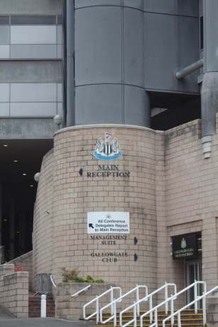 伯纳乌球场比赛日氛围震撼扩建后上座将再创新高 - 开云官方站登录入口
